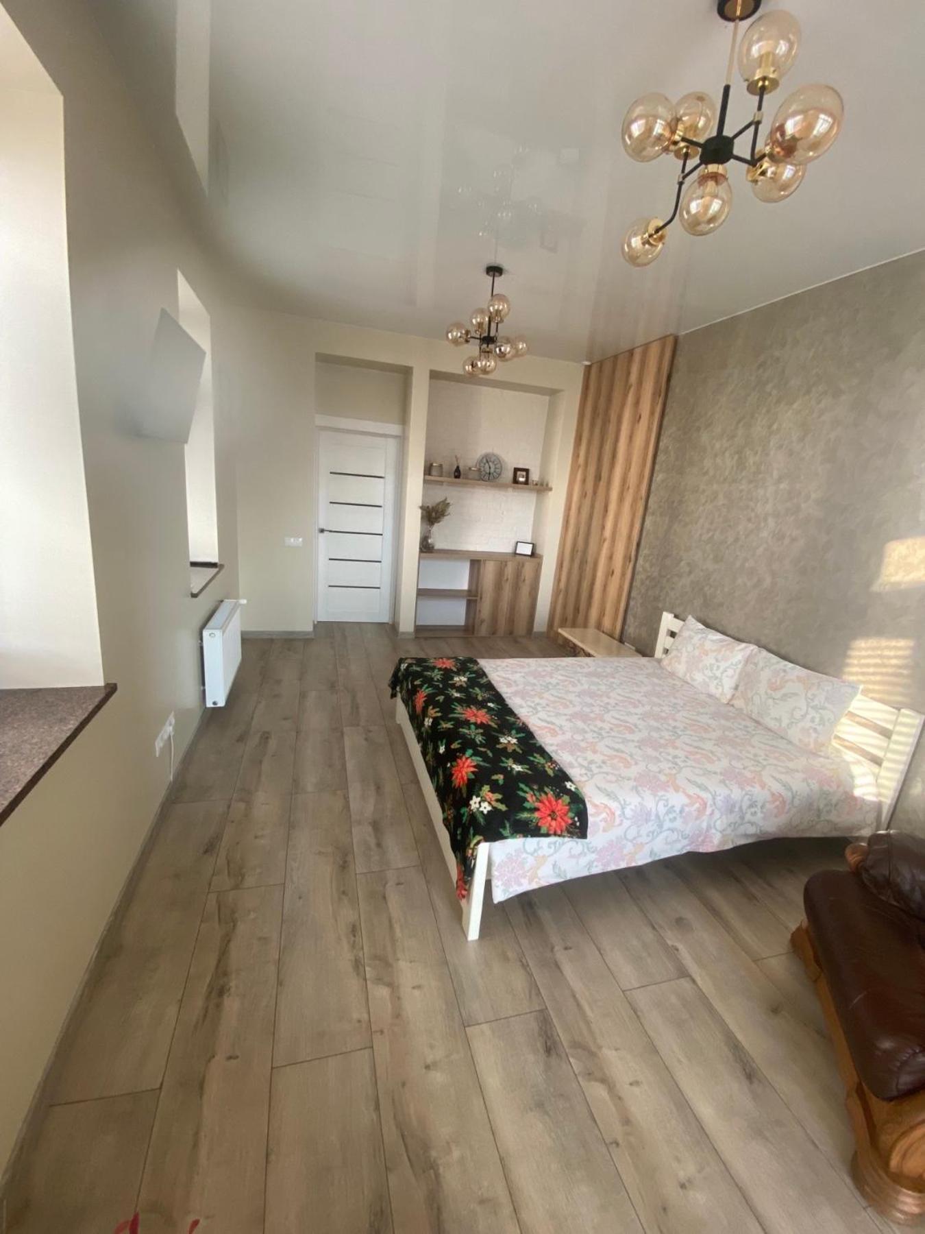 VIP apartment у центрі міста, новобудЖК Театральний,дуже простора Ровно Экстерьер фото