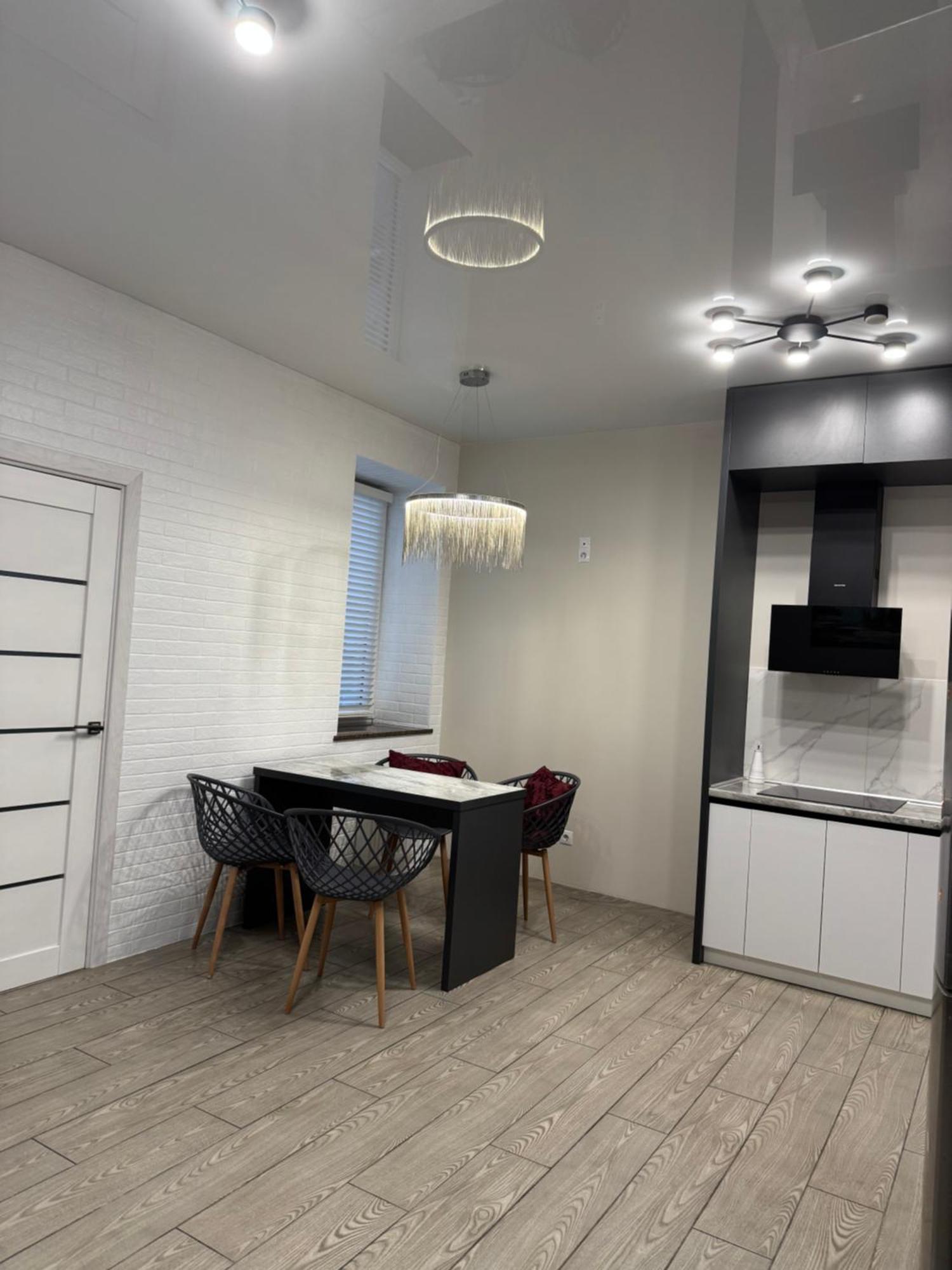 VIP apartment у центрі міста, новобудЖК Театральний,дуже простора Ровно Экстерьер фото